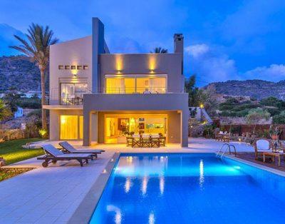 Villa in South Crete with private pool near the sea