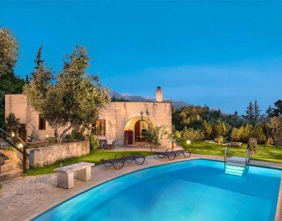 Traditional Cretan villa with swimming pool near Chania