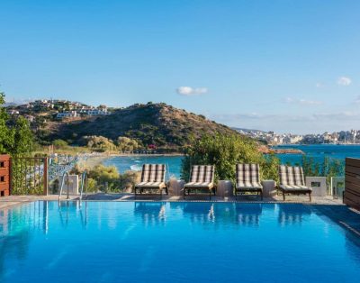 Seafront villa with private pool in Agios Nikolaos