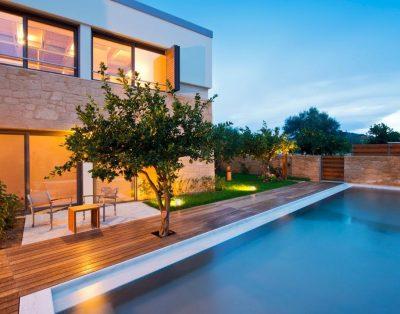 Luxury family villa with private pool near Chania