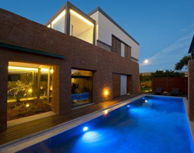 Luxury private villa with pool  and jacuzzi near Chania