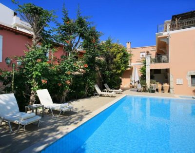 Traditional cretan style villa with pool near Heraklion